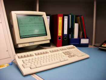 A Brief History of Blogging from 1994 to Modern Day