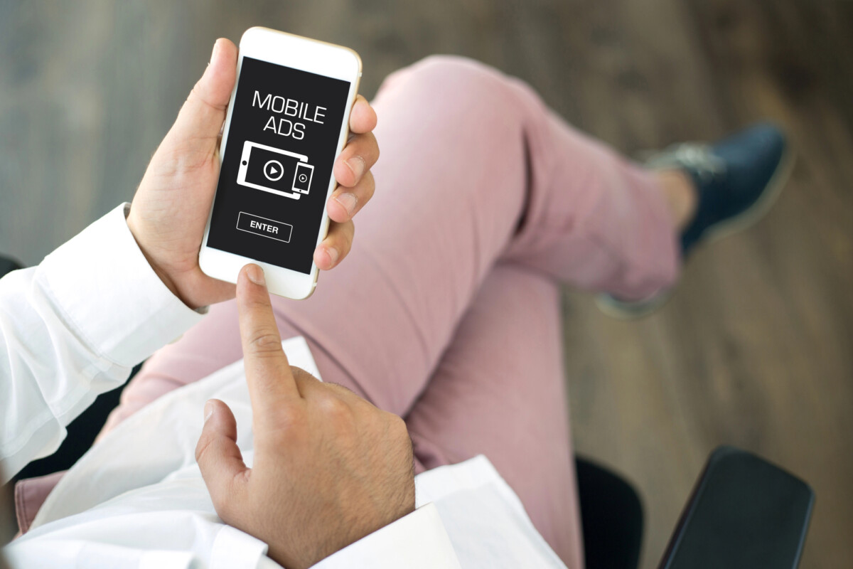 Ads on Mobile Device Ads on Mobile Device